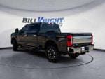 2024 F-250 Super Duty Thumbnail 3