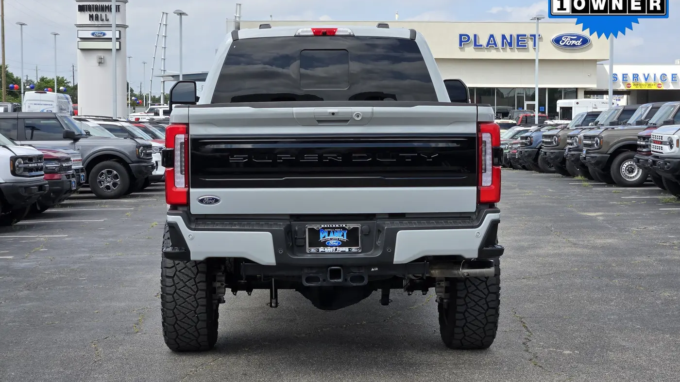 2025 Ford F-250 Super Duty XLT