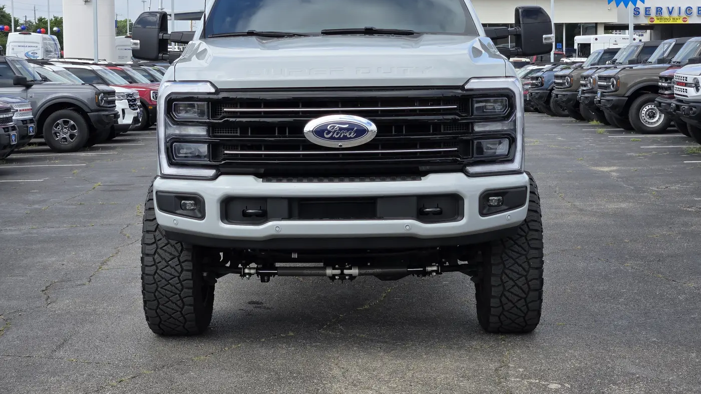 2025 Ford F-250 Super Duty XLT