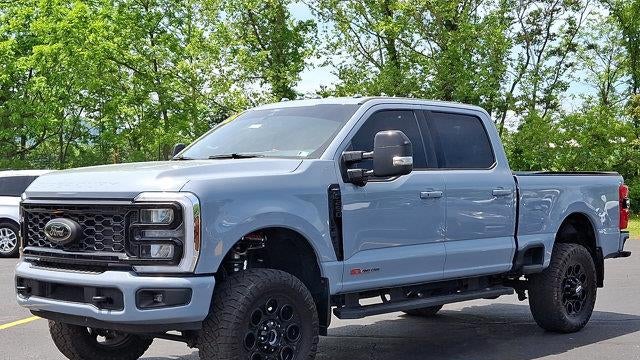 2025 Ford F-250 Super Duty Platinum