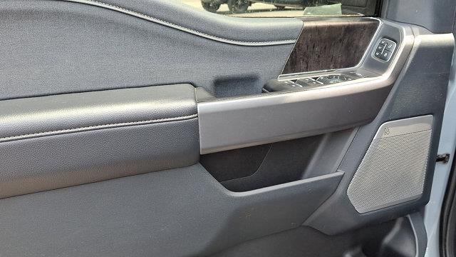 2025 Ford F-250 Super Duty Platinum