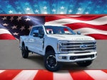 2025 F-250 Super Duty Thumbnail 1