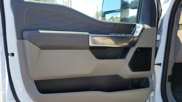 2025 Ford F-250 Super Duty XLT