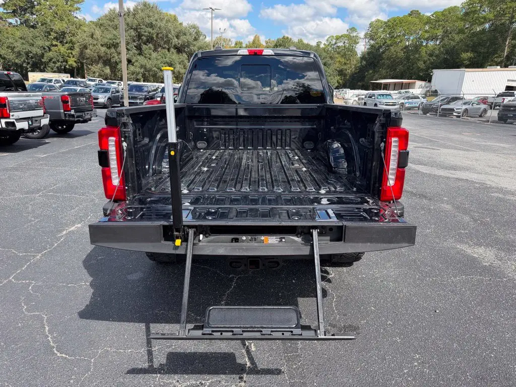 2025 Ford F-250 - $86,940