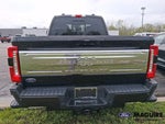 2025 F-250 Super Duty Thumbnail 4