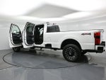 2024 F-250 Super Duty Thumbnail 36