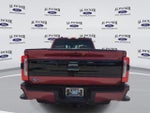 2025 F-250 Super Duty Thumbnail 4