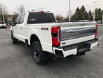 2025 F-250 Super Duty Thumbnail 3