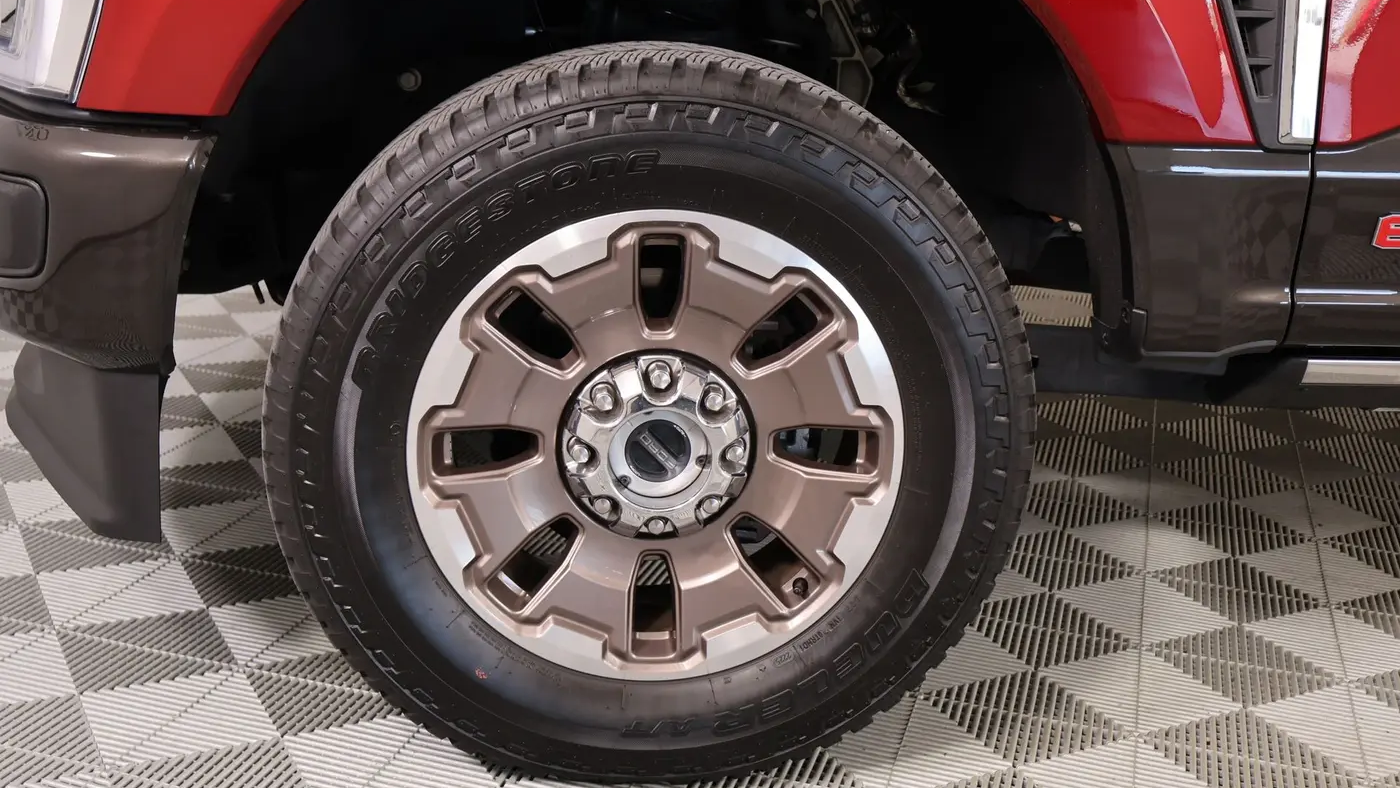 2025 Ford F-250 Super Duty XLT