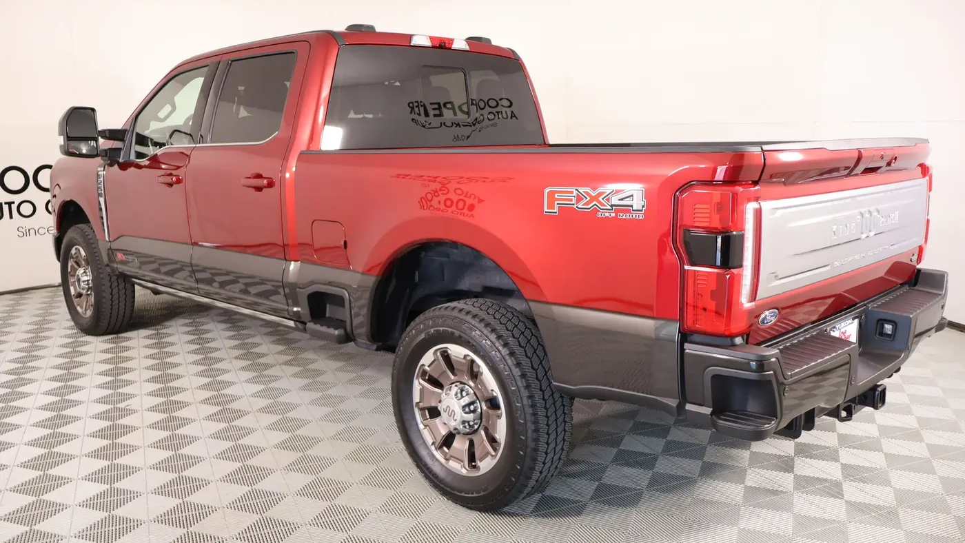 2025 Ford F-250 Super Duty XLT