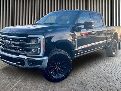 2023 Ford F-250 Super Duty 4X4 Lariat 4DR Crew Cab 8 FT. LB Pickup