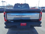 2024 F-250 Super Duty Thumbnail 4