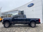 2024 F-250 Super Duty Thumbnail 3