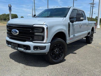 2025 Ford F-250 Super Duty 4X4 Platinum 4DR Crew Cab 8 FT. LB Pickup
