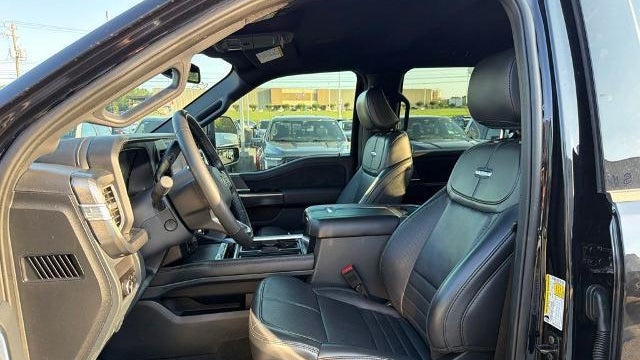 2025 Ford F-250 Super Duty XLT