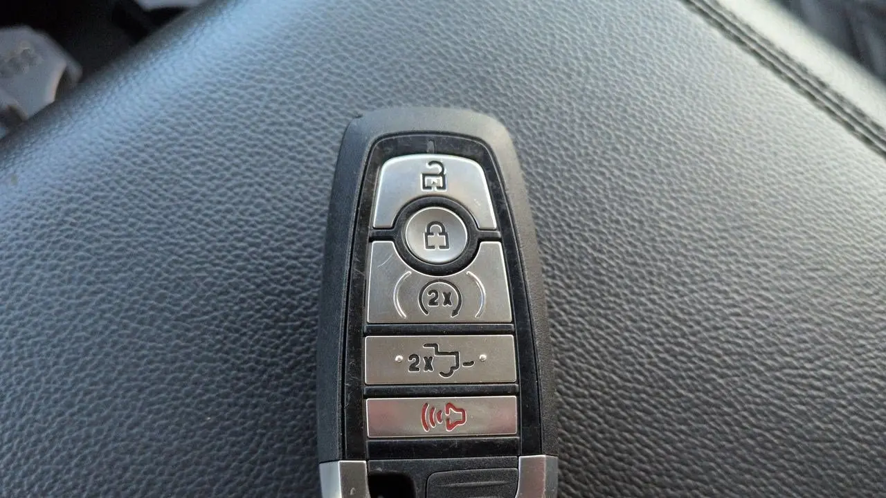 2025 Ford F-250 Super Duty XL