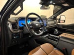 2024 F-250 Super Duty Thumbnail 6