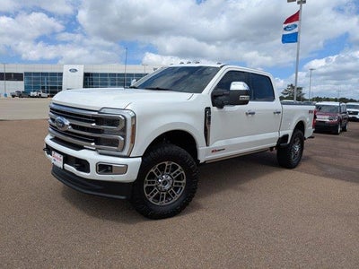 2025 Ford F-250 Super Duty 4X4 King Ranch 4DR Crew Cab 6.8 FT. SB Pickup