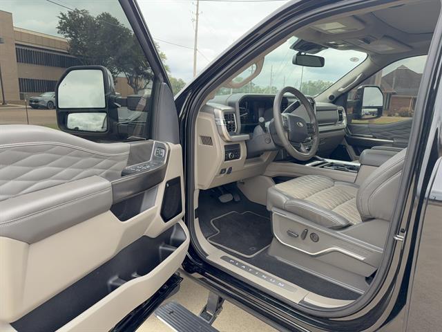 2025 Ford F-250