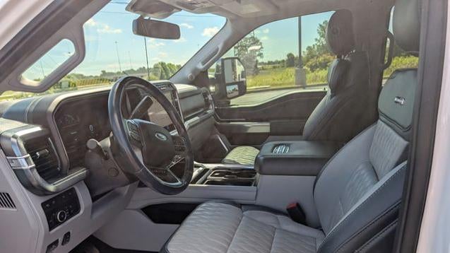 2024 Ford F-250 Super Duty Platinum
