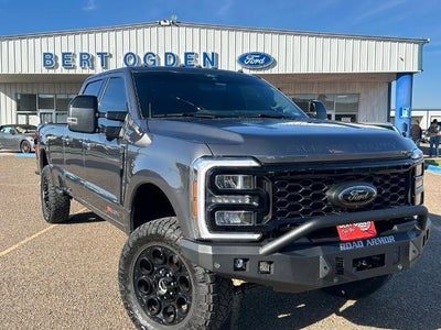 2025 Ford F-250 Super Duty 4X4 Lariat 4DR Crew Cab 6.8 FT. SB Pickup