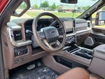 2025 F-250 Super Duty Thumbnail 3