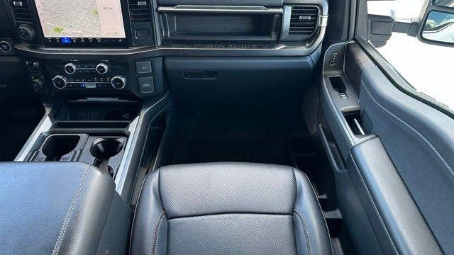 2023 Ford F-250 Super Duty Platinum