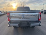 2024 F-250 Super Duty Thumbnail 5