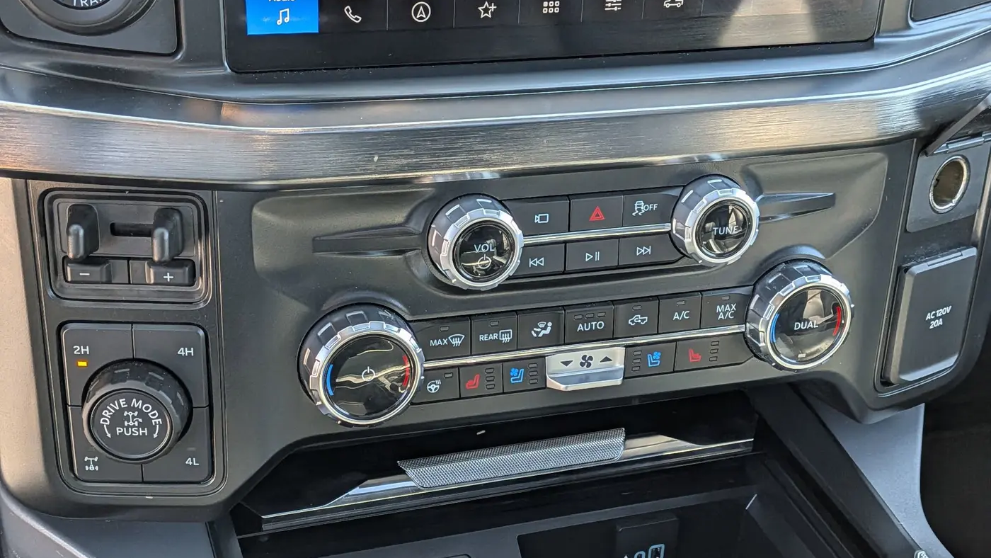 2025 Ford F-250 Super Duty King Ranch