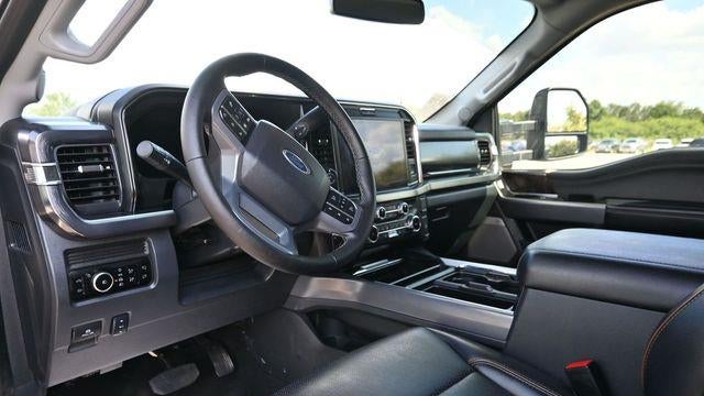 2025 Ford F-250 Super Duty XLT