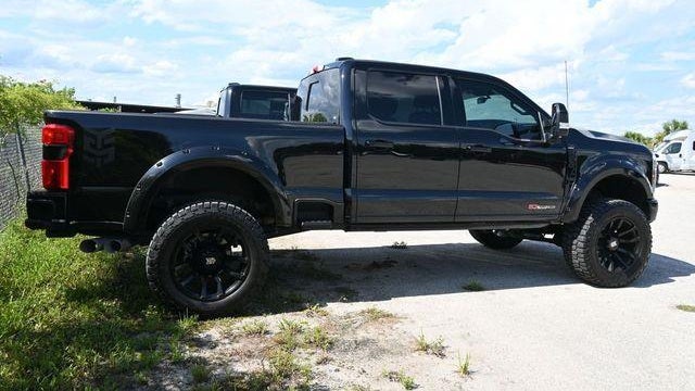 2025 Ford F-250 Super Duty XLT