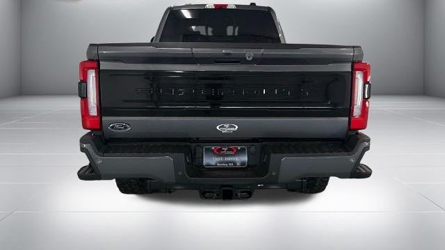 2025 Ford F-250 Super Duty XLT