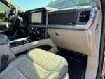 2025 F-250 Super Duty Thumbnail 14