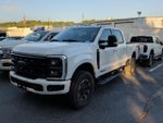 2024 F-250 Super Duty Thumbnail 3