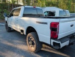 2024 F-250 Super Duty Thumbnail 4