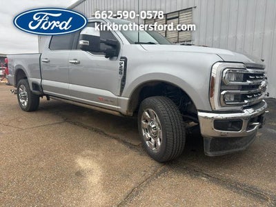 2024 Ford F-250 Super Duty 4X4 Lariat 4DR Crew Cab 8 FT. LB Pickup