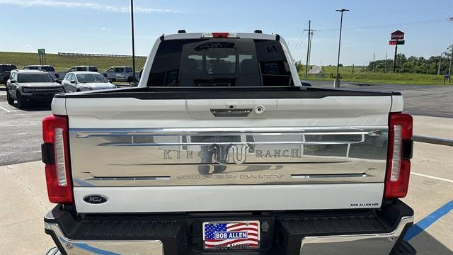 2024 Ford F-250 Super Duty Platinum