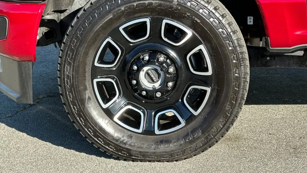 2025 Ford F-250 Super Duty XLT