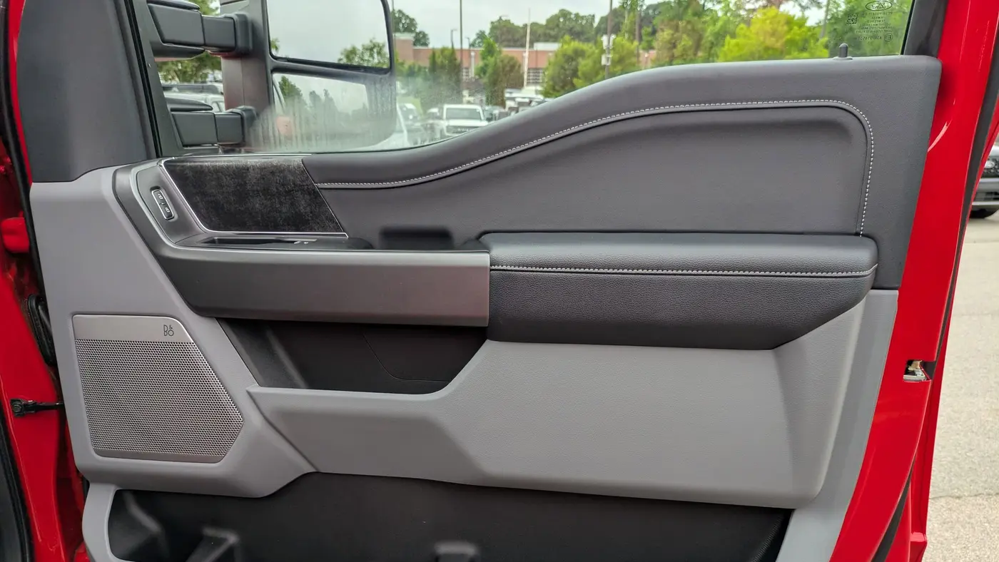 2025 Ford F-250 Super Duty XLT