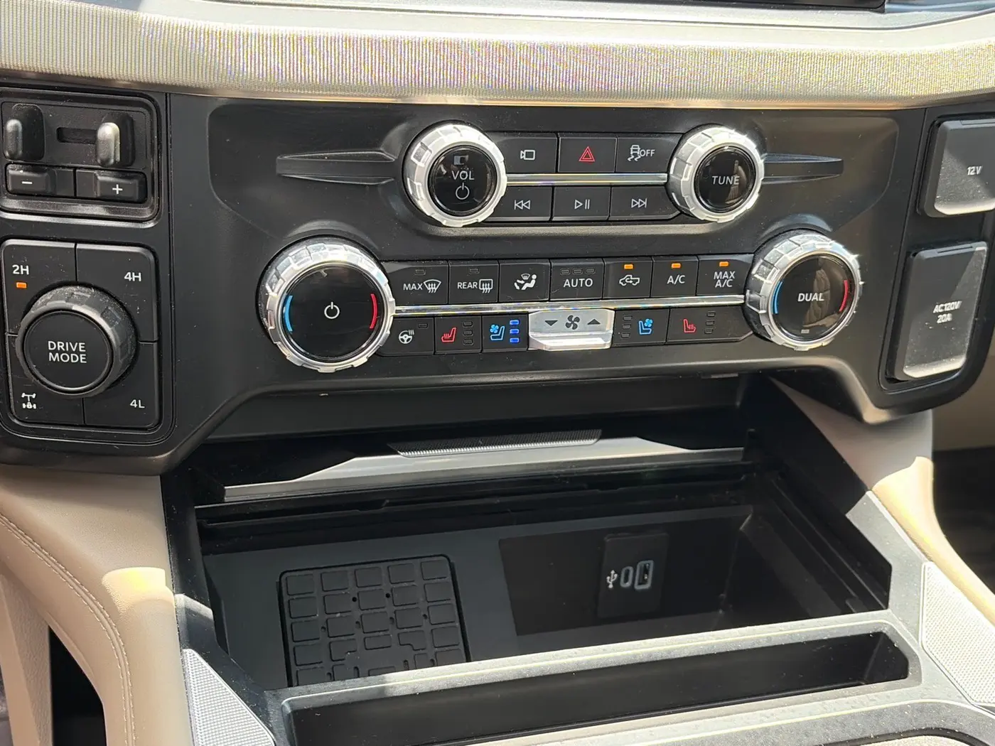2026 Ford F-250 - $93,772