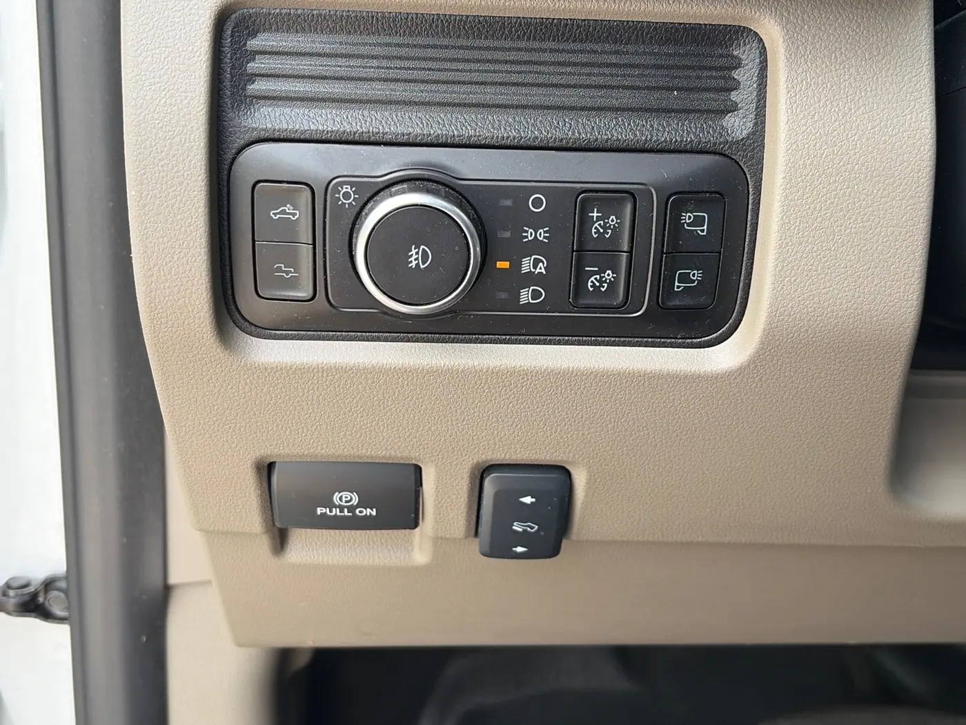 2026 Ford F-250 - $93,772