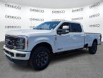 2023 F-250 Super Duty Thumbnail 3
