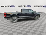 2023 F-250 Super Duty Thumbnail 2