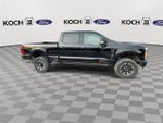 2023 F-250 Super Duty Thumbnail 3