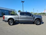 2024 F-250 Super Duty Thumbnail 2