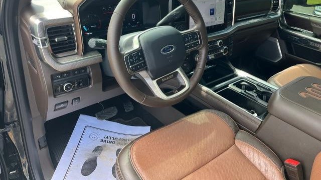 2024 Ford F-250 Super Duty Platinum
