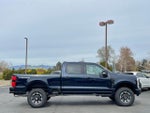 2024 F-250 Super Duty Thumbnail 2