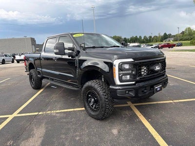 2023 Ford F-250 Super Duty 4X4 Lariat 4DR Crew Cab 8 FT. LB Pickup