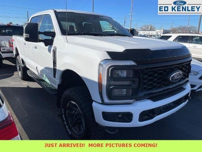 2023 Ford F-250 Super Duty 4X4 King Ranch 4DR Crew Cab 6.8 FT. SB Pickup