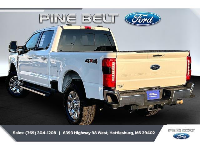2024 Ford F-250 Super Duty Lariat — photo 1 of 12